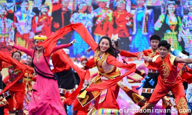 西藏：庆丰收 颂家乡
